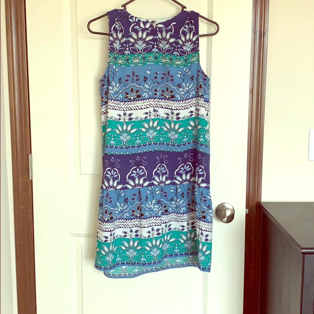 Medium petite dress